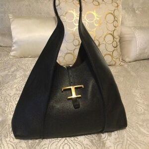 Tod's T Timeless black leather Hobo tote bag Prisine condition New. CC47
